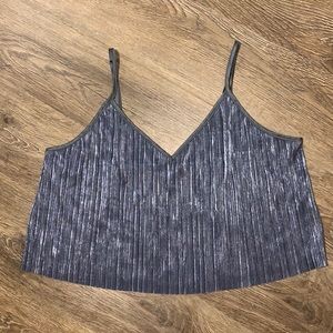 Victoria’s Secret Sliver v neck Crop top